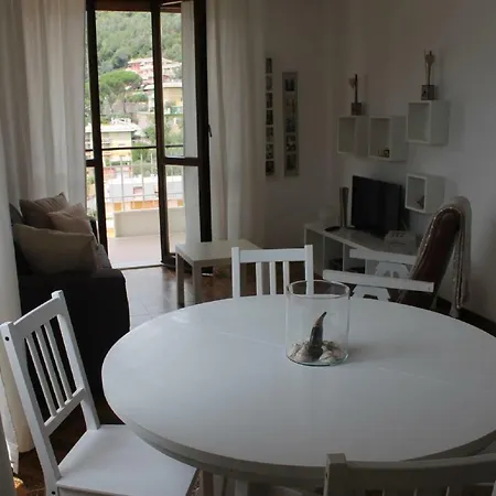 Apartment Sole Moneglia